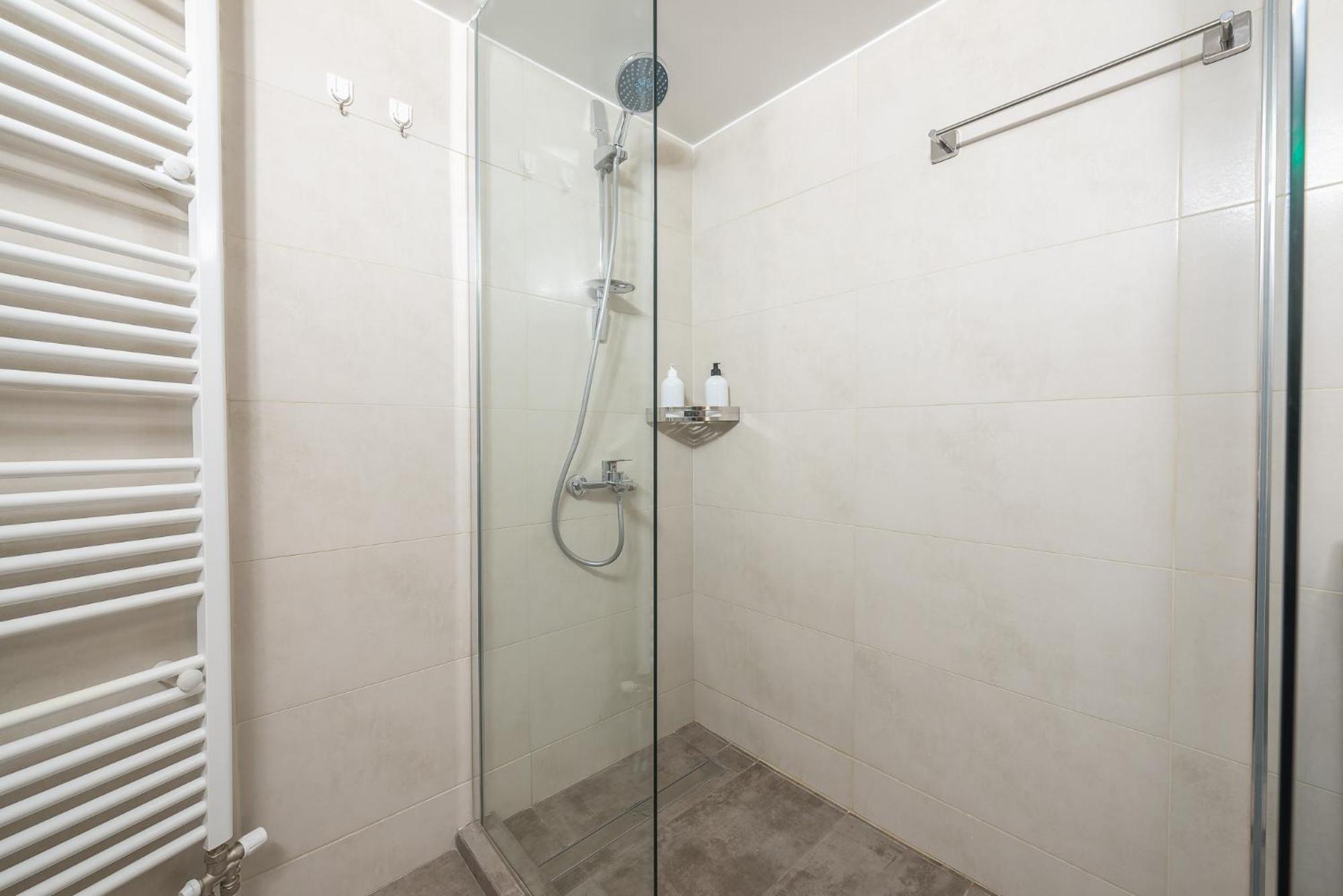 Stylish 2Bdr Apt By Acropolis Athene Buitenkant foto